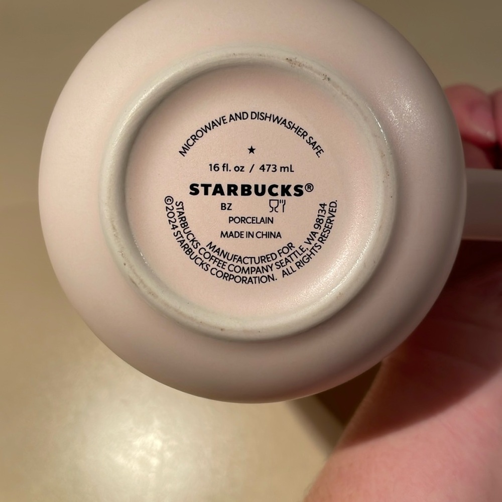 *RARE* STARBUCKS UEC Cream Colored Coffee Mug Fox Tiger Hummingbird elephant - Picture 6 of 9